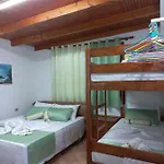 Oasis Nyaraló