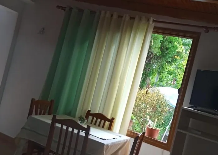 Oasis 度假居 Vlorë
